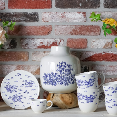 Order Delft blue porcelain